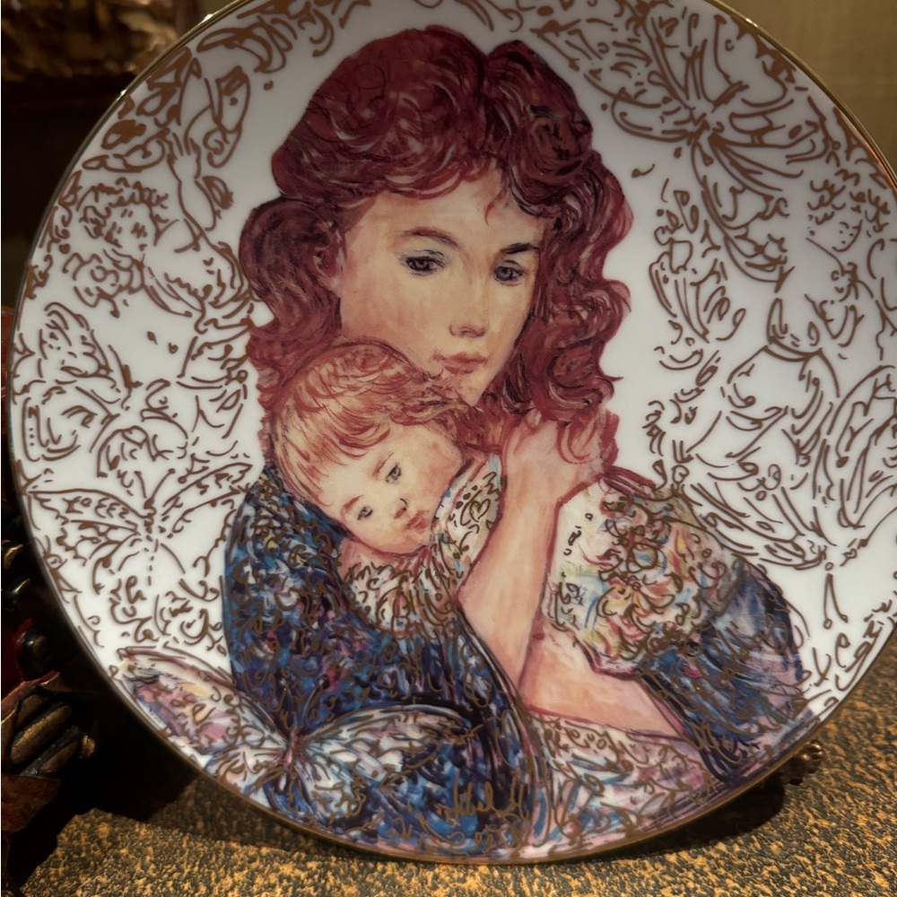 Artistic Porcelain Plate with Mother and Child Design Natures Pageant